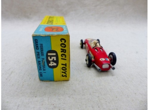 Corgi Toys 154 Ferrari Formula 1 Grand Prix Racing Car avec Boite arrière