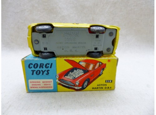 Corgi Toys 218 Aston Martin DB 4 Exc. avec Boite dessous