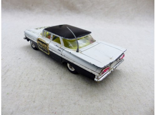 Corgi Toys 481 Chevrolet Impala Police Patrol Car arrière