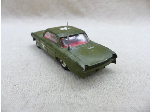 Corgi Toys 358 Oldsmobile Super 88 Version Militaire Army Staff Car arrière