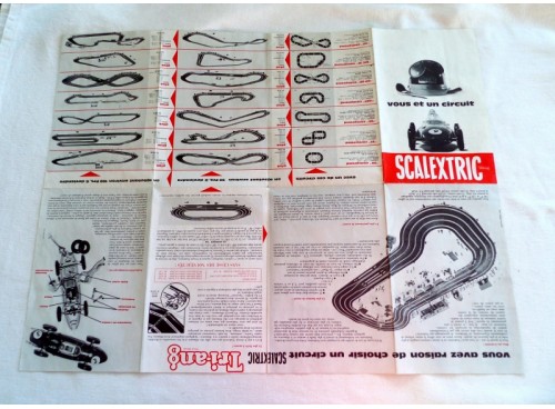 Scalextric Dépliant Publicitaire et Poster en Français circuits électriques routiers