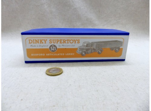 Dinky Toys 521 Bedford Articulated Lorry restauré et superbe