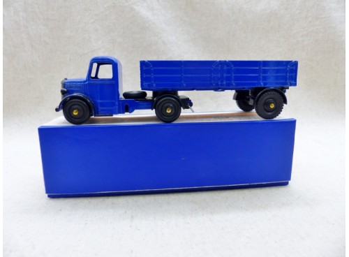 Dinky Toys 521 Bedford Articulated Lorry restauré et superbe gauche