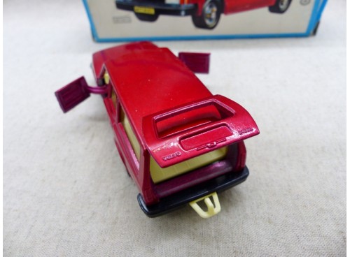 miniature Matchbox SuperKings K-74 Break Volvo Rouge NM Boite
