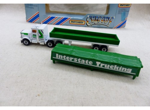 Matchbox Convoy CY5 Camion Peterbilt avec Remorque Bachée Interstate NM Boite