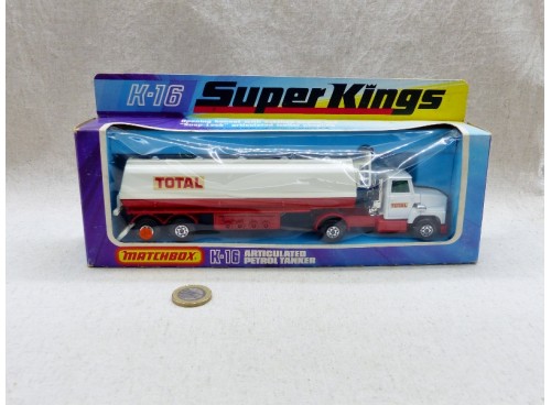 Matchbox King Size K-16 SuperKings Peterbilt Super Tanker Camion Citerne Total NM Boite