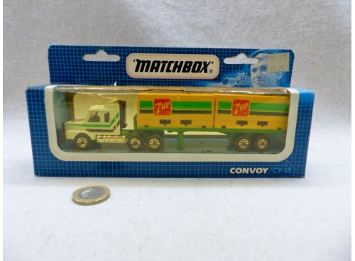 Matchbox Convoy CY-18 Scania Double Container truck 7 Up Soda