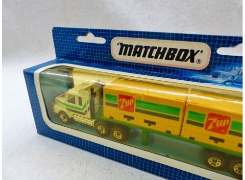 Matchbox Convoy CY-18 Scania Double Container truck 7 Up Soda détail