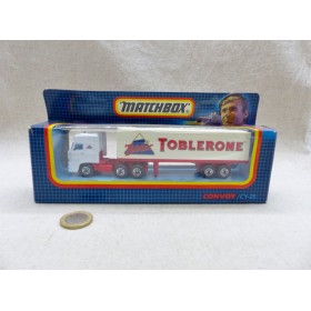 Matchbox Convoy CY-25 Camion DAF Semi-Remorque Toblerone (2)