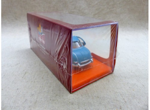 En voiture Tintin Coke en Stock Taxi Panhard Dyna Z 1958