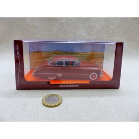 En Voiture Tintin au Pays de l'Or Noir Buick Roadmaster 1949