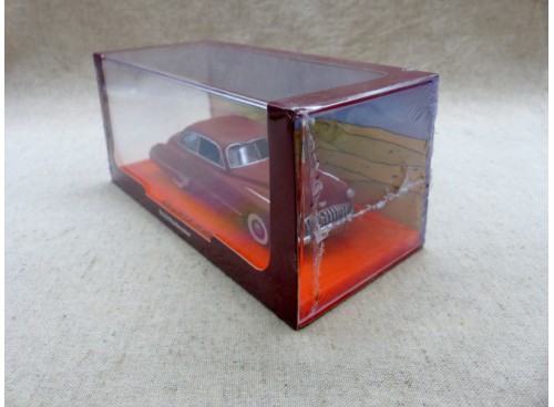 En Voiture Tintin au Pays de l'Or Noir Buick Roadmaster 1949