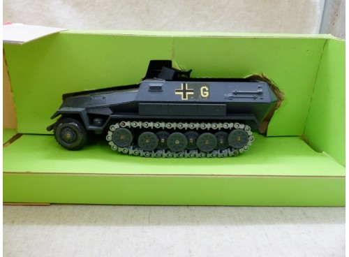 miniature Solido 241 Half-Track Blindé Allemand Hanomag SDKFZ HK251/1 avec Boite