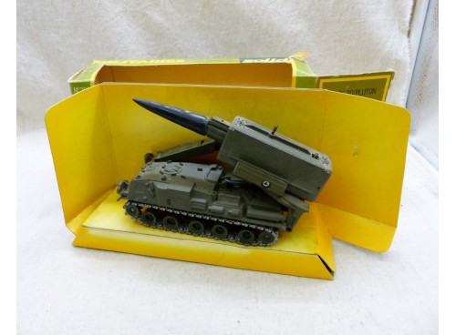 miniature auto de collection Solido 238 AMX 30 avec Système d'Arme Pluton NM Boite