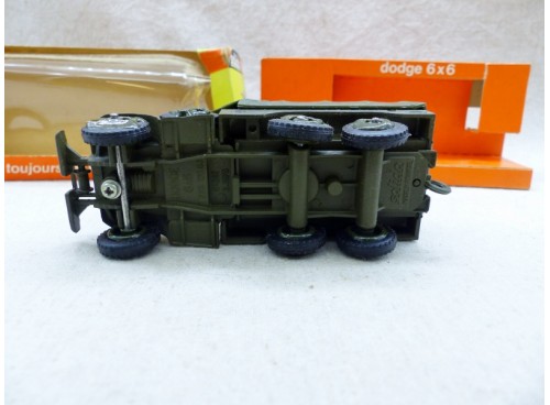 Solido 242 Dodge 6x6 Camion Militaire en Boite vue de dessous