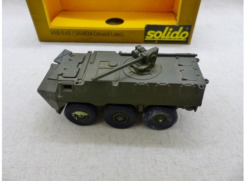 Solido 251 Véhicule Militaire Blindé VAB 6x6