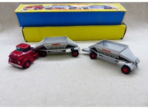 Matchbox K-4 Camion FRUEHAUF HOPPER TRAIN TRUCK Avec Boite