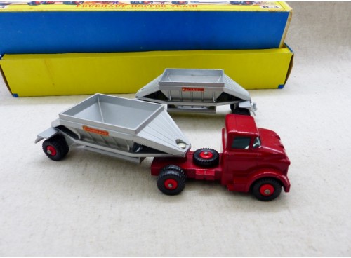 Matchbox K-4 Camion FRUEHAUF HOPPER TRAIN TRUCK Avec Boite près