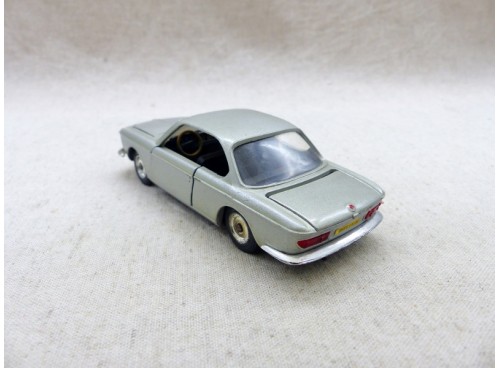 Solido 157 BMW 2000 CS Gris Métalisée  arrière