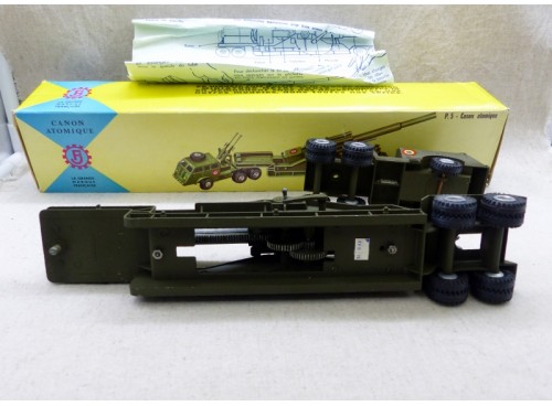 France Jouet 208 Pacific M26 et  Canon atomique avec Boite dessous bis