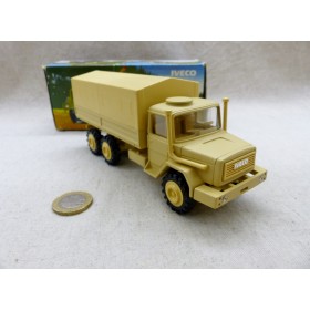 CURSOR 483 IVECO Camion Militaire Magirus 256D 20 AL 6x6 couleur Sable NM / Boite