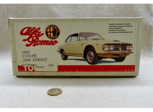 Togi Alfa Romeo 1965 Police Coupe 2600 Sprint Polizia NM Boite seule 1