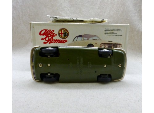 Togi Alfa Romeo 1965 Police Coupe 2600 Sprint Polizia NM Boite dessous