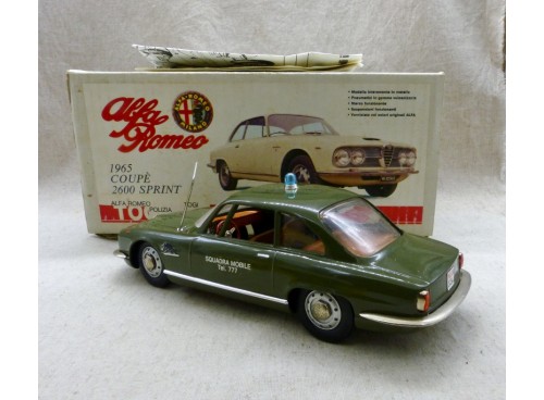 Togi Alfa Romeo 1965 Police Coupe 2600 Sprint Polizia NM Boite gauche