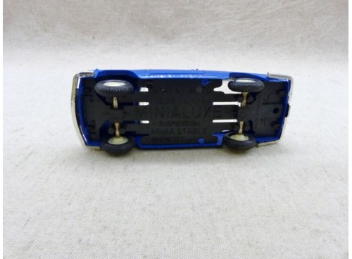 Minialuxe 52 Siata Auto 1500 TS Bleue (1) Dessous