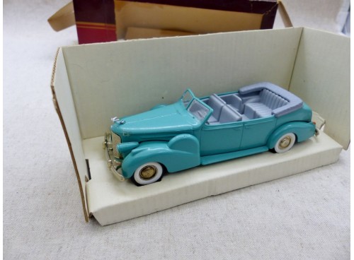 Rextoys 12 Cadillac V16 1938-1940 Torpedo Bleu Ciel NM Boite coté