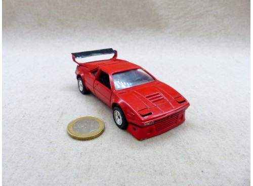 Gama Mini 891 BMW - M1 Rouge avec Spoiler et Aileron