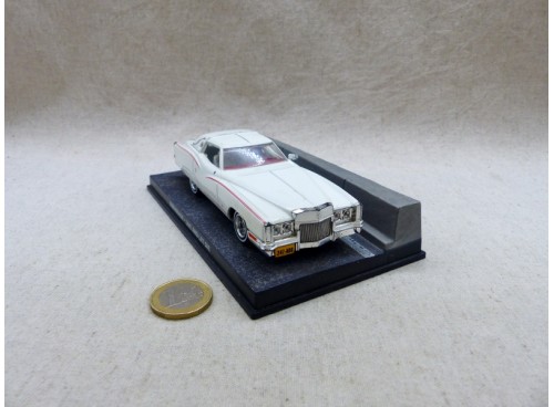 Ixo Corvorado 1/43° du Film "Live or Let Die" James Bond