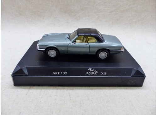 Detail Cars 132 Jaguar XJS Cabriolet côté