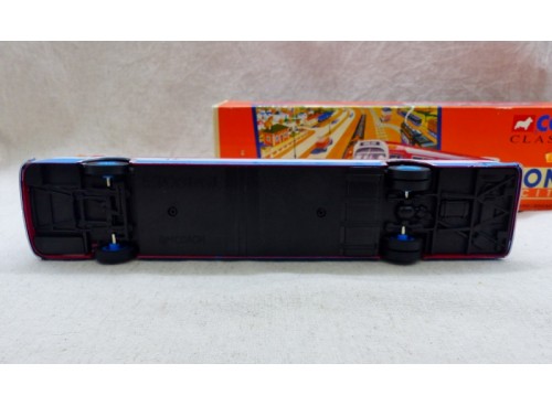 Corgi Classics 54404 Lionel City Transit Corporation Bus dessous