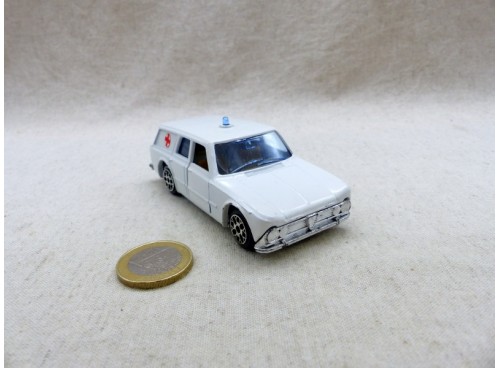 Polistil E14 Alfa Romeo Giulia Ambulance exc.