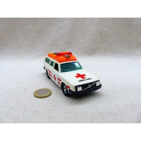 Matchbox KingSize K-96 SuperKings Volvo Ambulance Exc.
