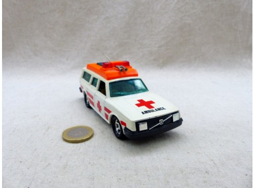 Matchbox KingSize K-96 SuperKings Volvo Ambulance Exc.