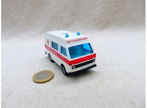 Siku 1334 Fourgon Volkswagen VW LT28 Ambulance