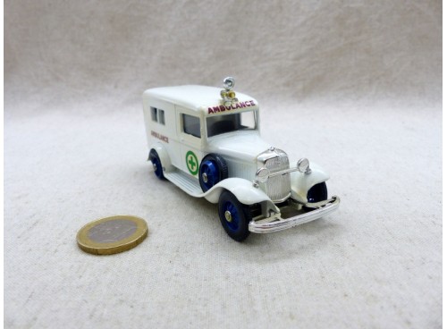 Eligor Ford 1932 Ambulance