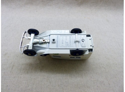 Eligor Ford 1932 Ambulance dessous