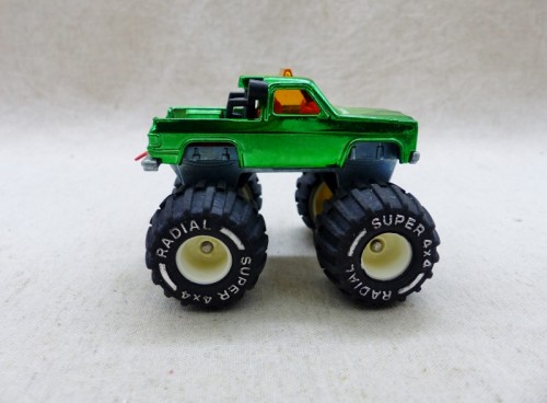 Majorette 2012 Monster truck Red Dragon Neuf Boite