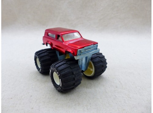 Majorette 2011 Monster truck Fire Storm Neuf Boite avant