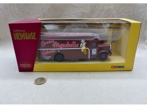 Corgi Toys Heritage 72008 Camion Bernard Type 110 Fourgon Chocolat Aiguebelle NM Boite