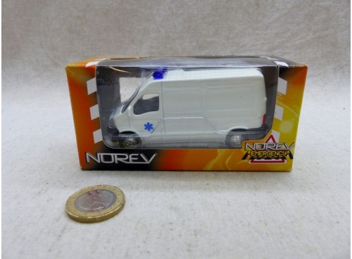Norev Mini Jet 3 inches Renault Master Ambulance Neuf Boite