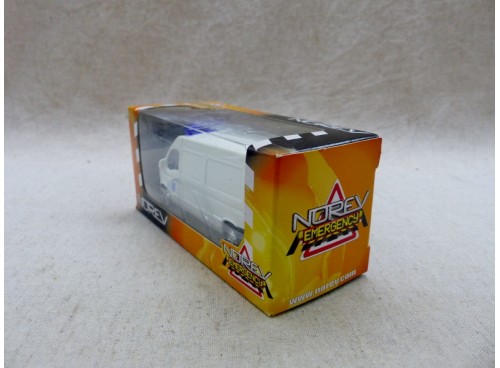 Norev Mini Jet 3 inches Renault Master Ambulance Neuf Boite