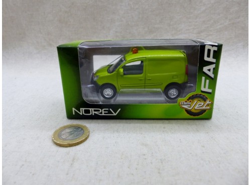 Norev 3 Inches lot de 3 véhicules Claas Série Farmer NM boite