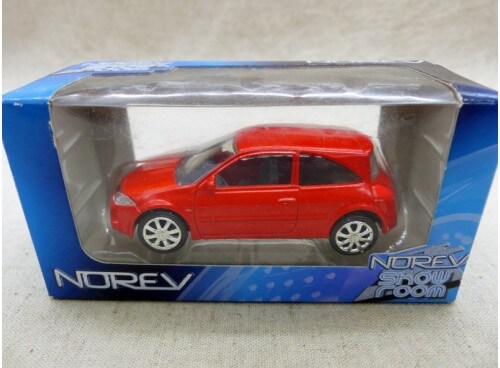 Norev 3 Inches Renault Mégane Série Showroom Neuve Boite près