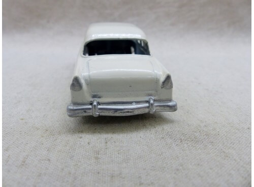 Micro Models G/34 Ford Customline arrière
