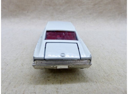 Sabra Gamda Koor 8112 Dodge Charger Coupé Blanc Intérieur Rouge