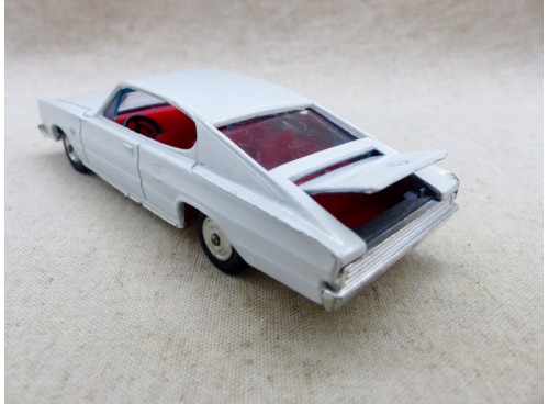 Sabra Gamda Koor 8112 Dodge Charger Coupé Blanc Intérieur Rouge ouvrant